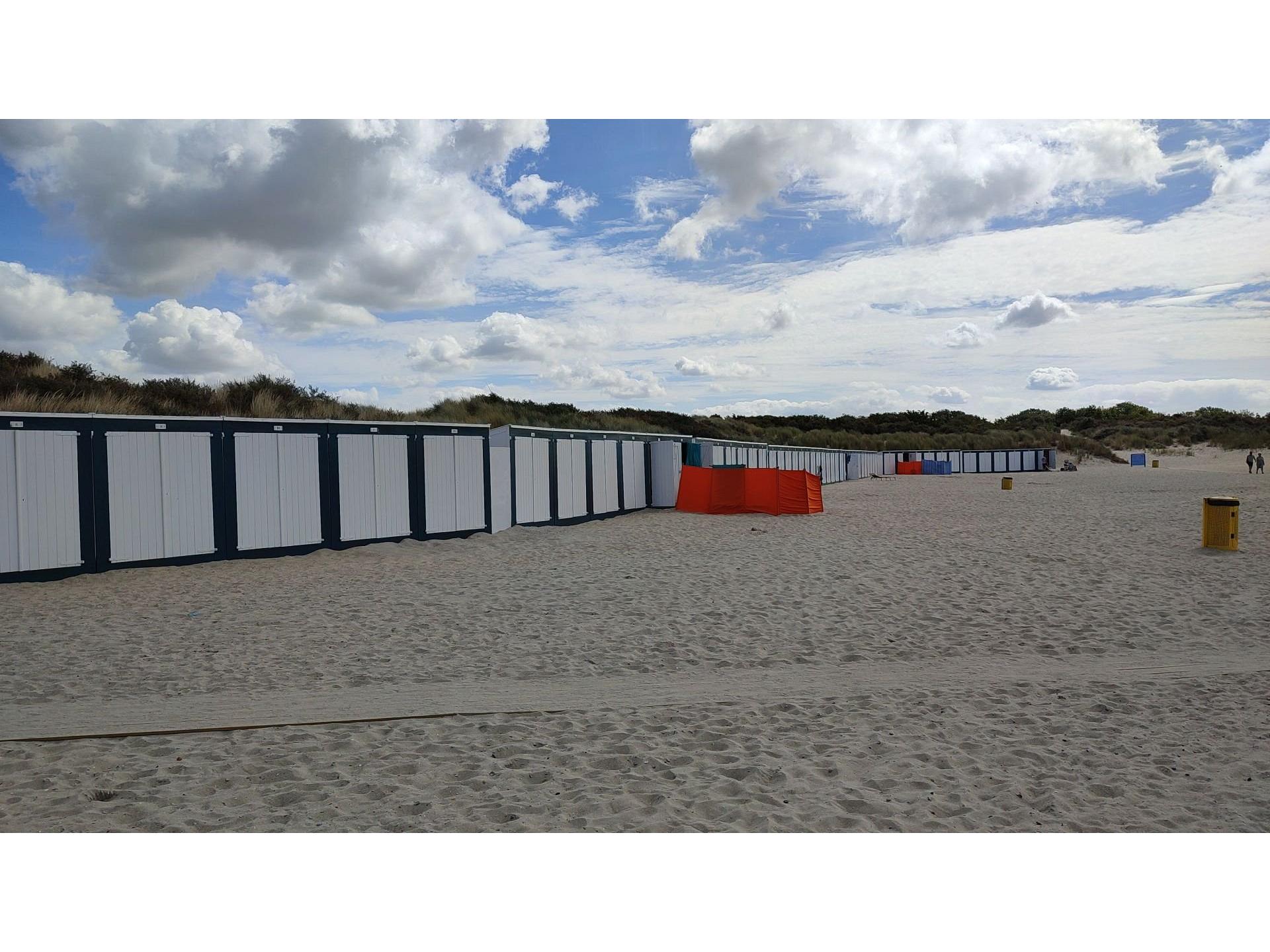 Strand mit Tenten